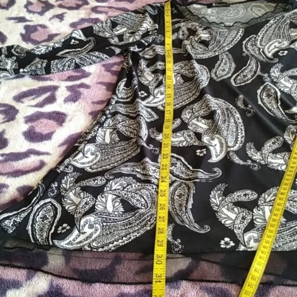 D-Design black and white paisley blouse - Picture 10 of 10